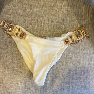 Beach bunny material girl bottoms with rose gold hardware. No flaws. L